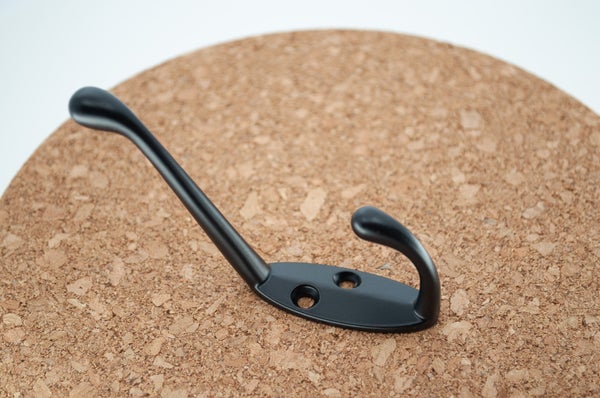 Metallkrok, halvmatt svart &ldquo;Kunnas&rdquo;