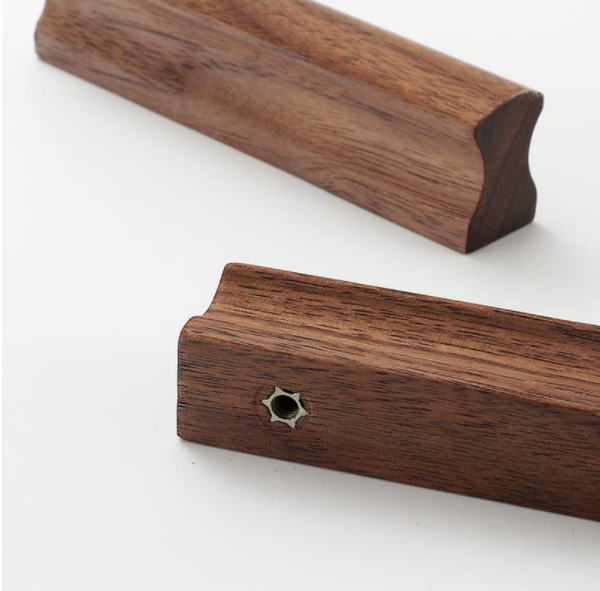 Handtag, Tr&auml;handtag, Valn&ouml;tstr&auml; &ldquo;Harrow&rdquo; 96&hellip;192 mm