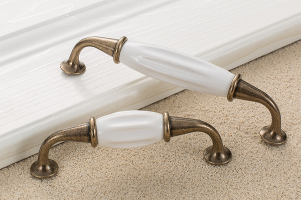 Handtag, Metall/Keramik &ldquo;Lyydia&rdquo; 96 mm och 128 mm