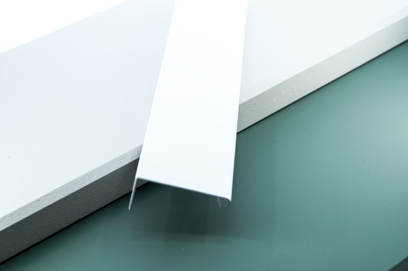 Piilovedin, Vedin, Metallinen, Valkoinen "Sencillo White"