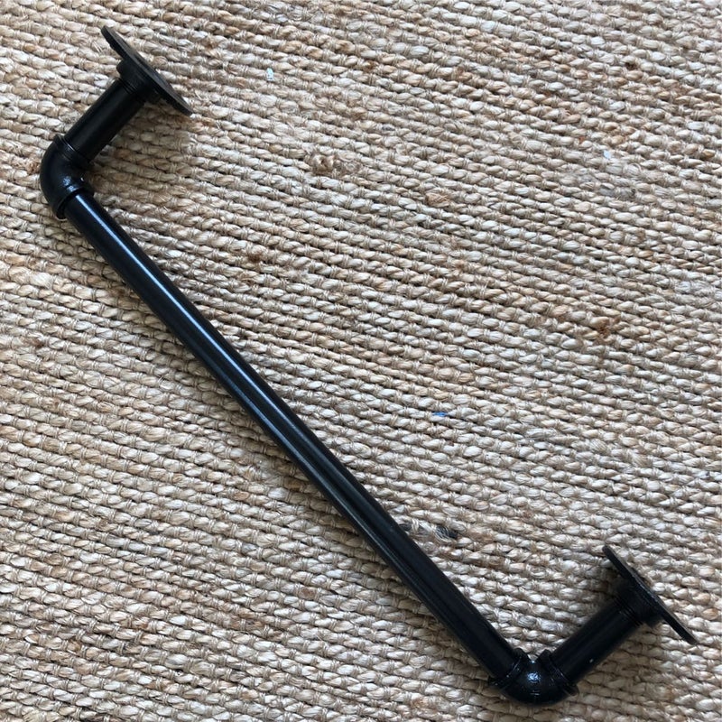 Pyyhetanko. "Single Water Pipe". Industrial -sarja.