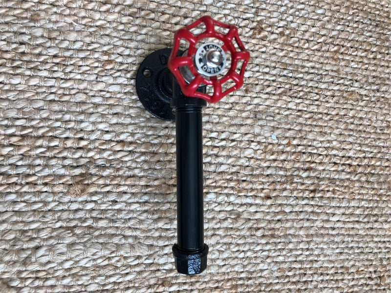 WC -paperiteline. "Single Water Pipe Stopcock" Musta. Industrial -sarja.