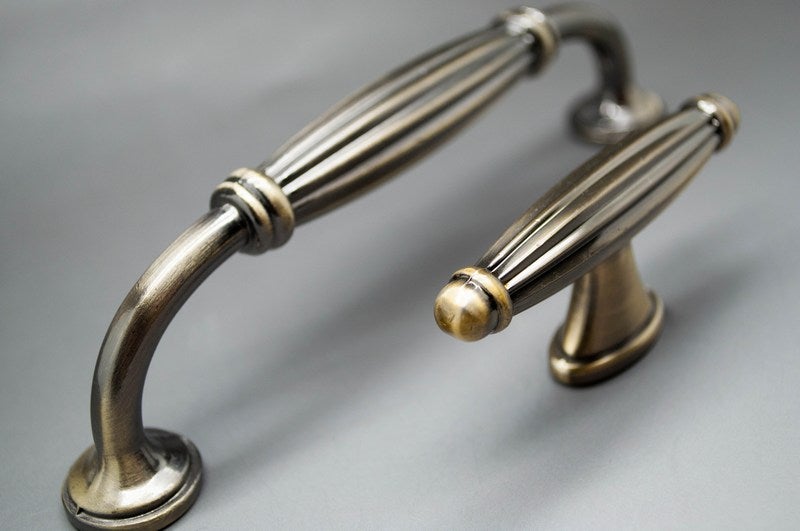 Vedin. Antiikki pronssi.