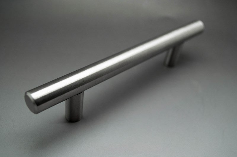 Handtag. Metal. 96mm, 128mm och 160mm.