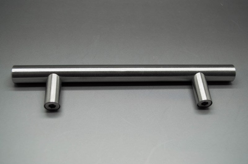 Handtag. Metal. 96mm, 128mm och 160mm.